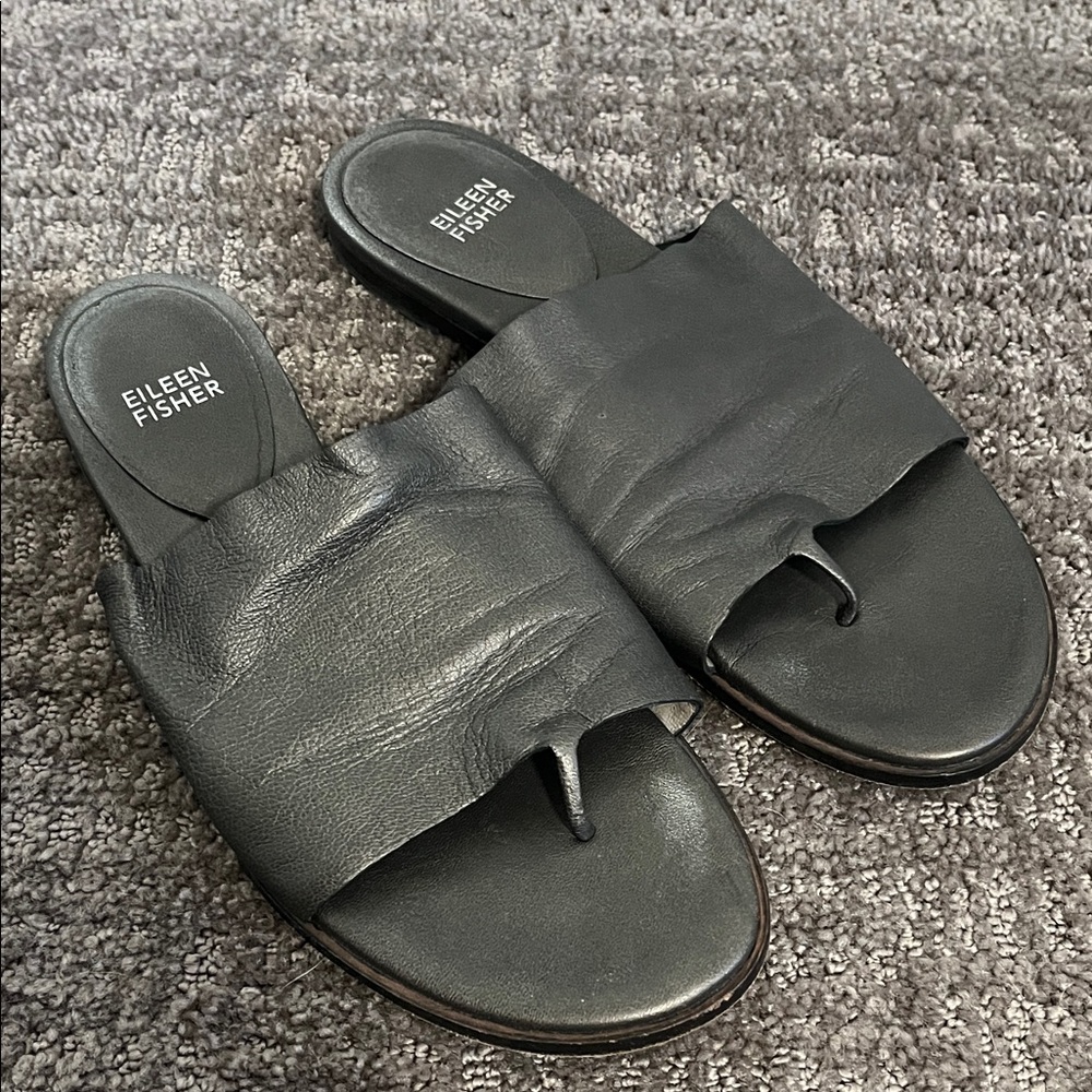 Eileen Fisher Edge Sandal Toe-Post Slides